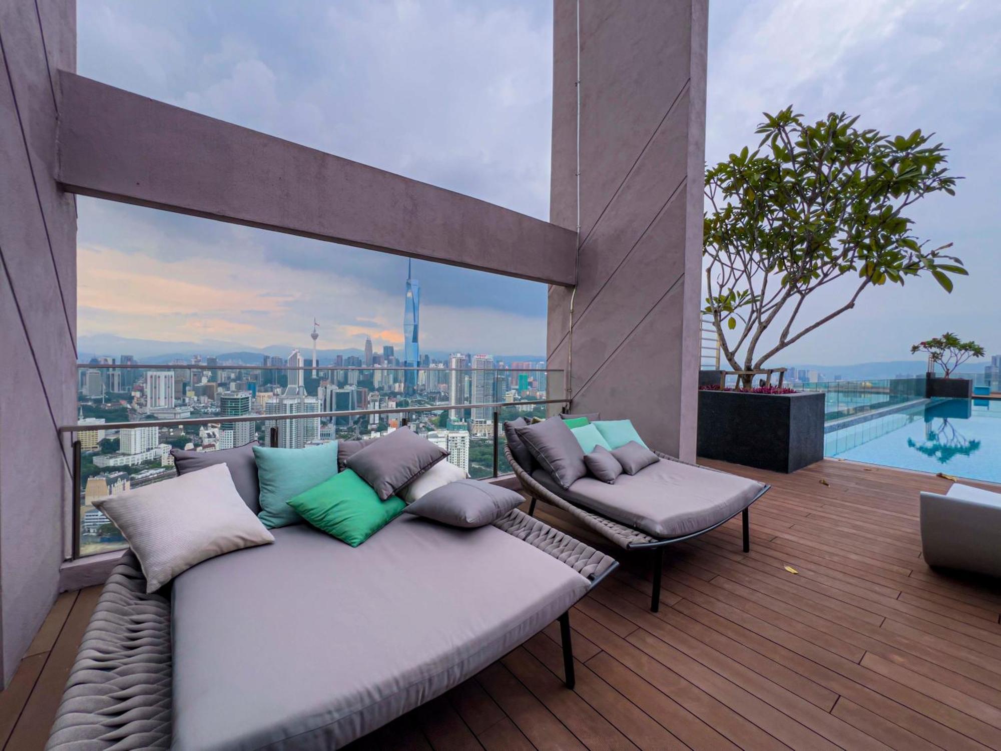 Sky Pool Suites Kl Sentral - Riveria City クアラルンプール エクステリア 写真