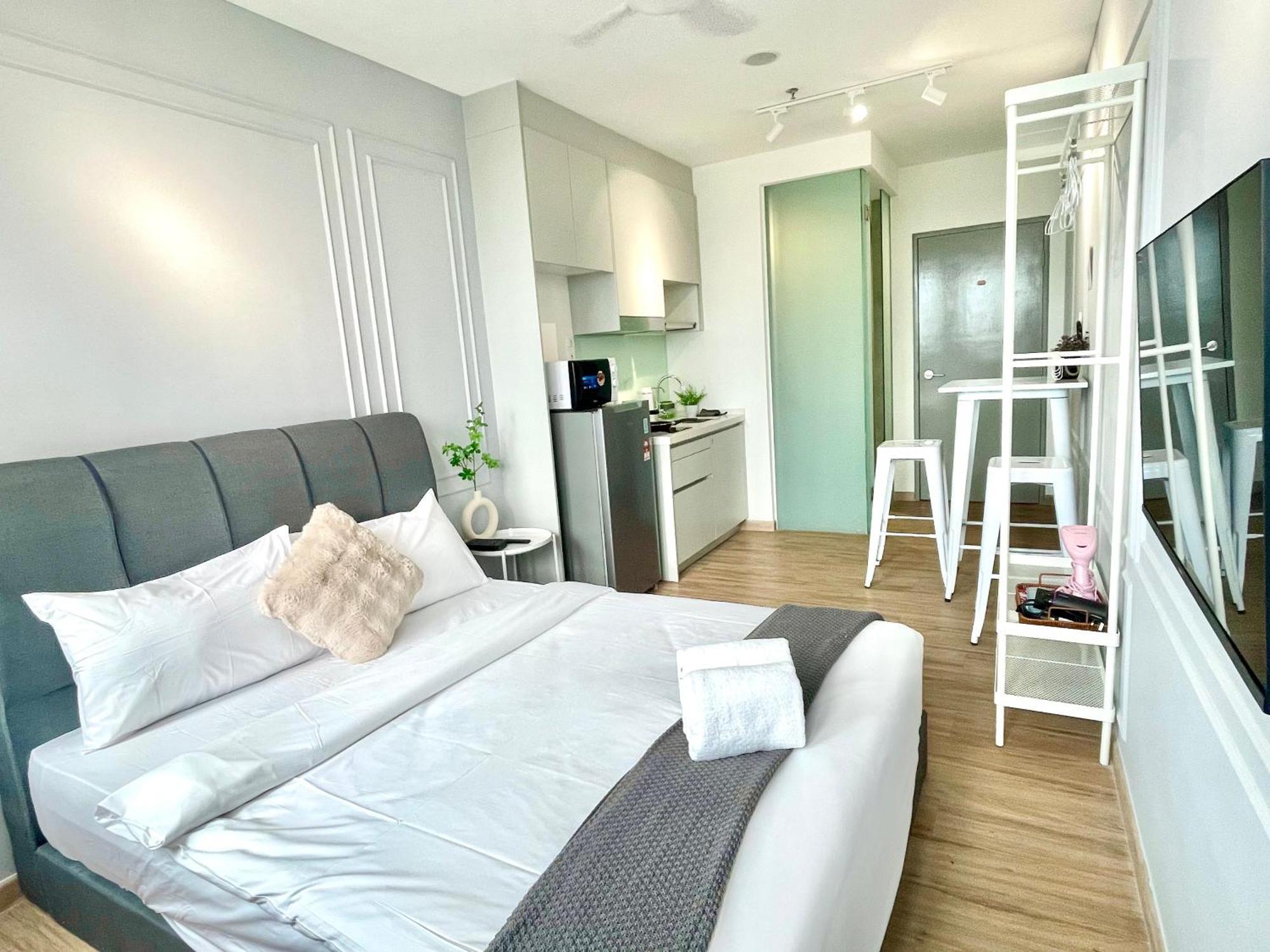 Sky Pool Suites Kl Sentral - Riveria City クアラルンプール エクステリア 写真