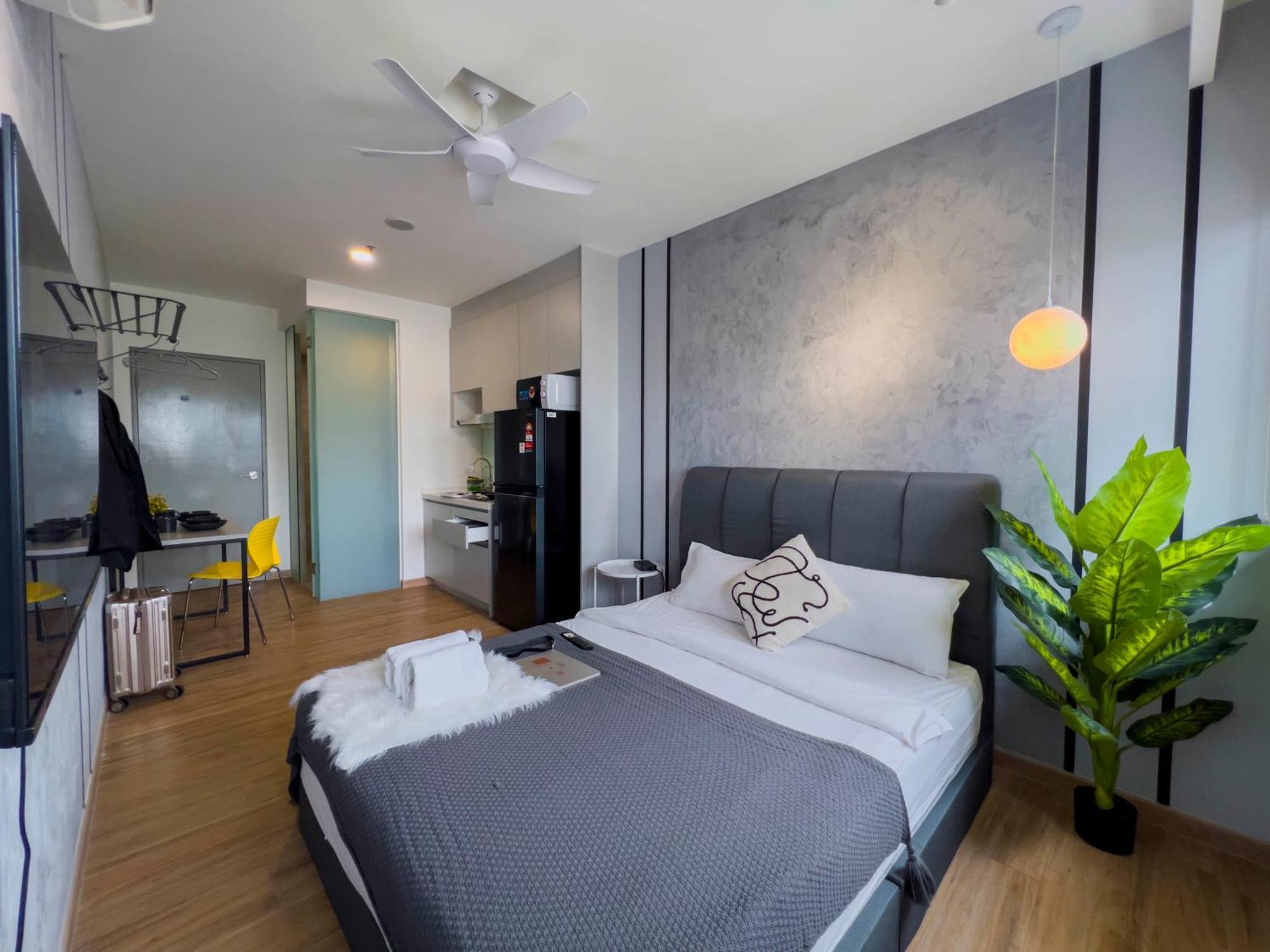 Sky Pool Suites Kl Sentral - Riveria City クアラルンプール エクステリア 写真