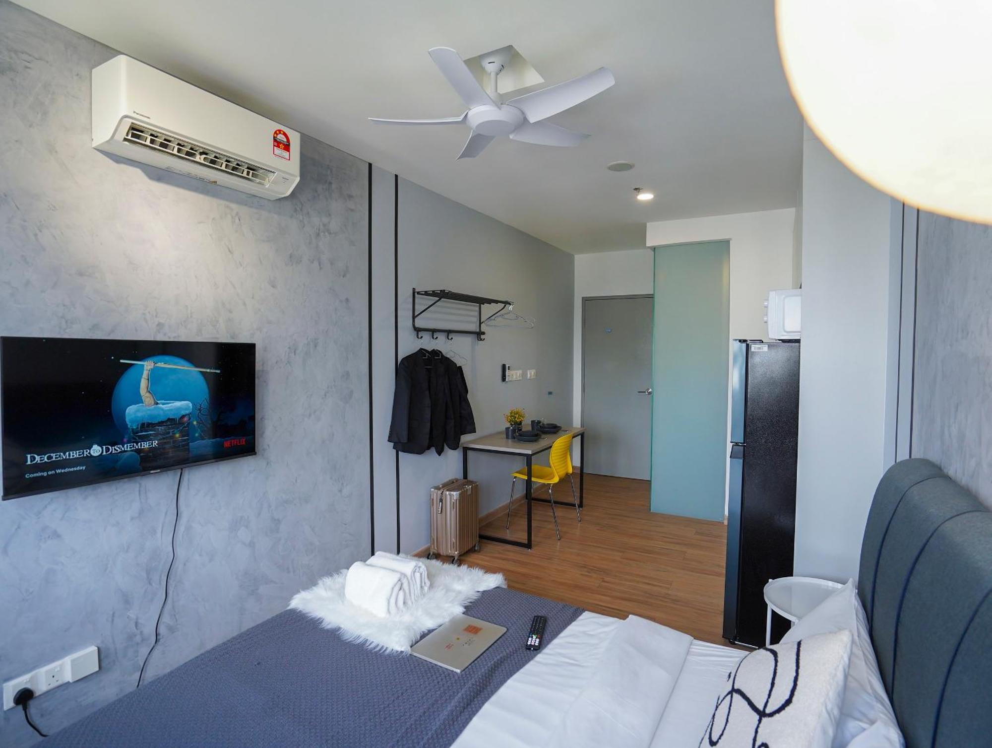 Sky Pool Suites Kl Sentral - Riveria City クアラルンプール エクステリア 写真